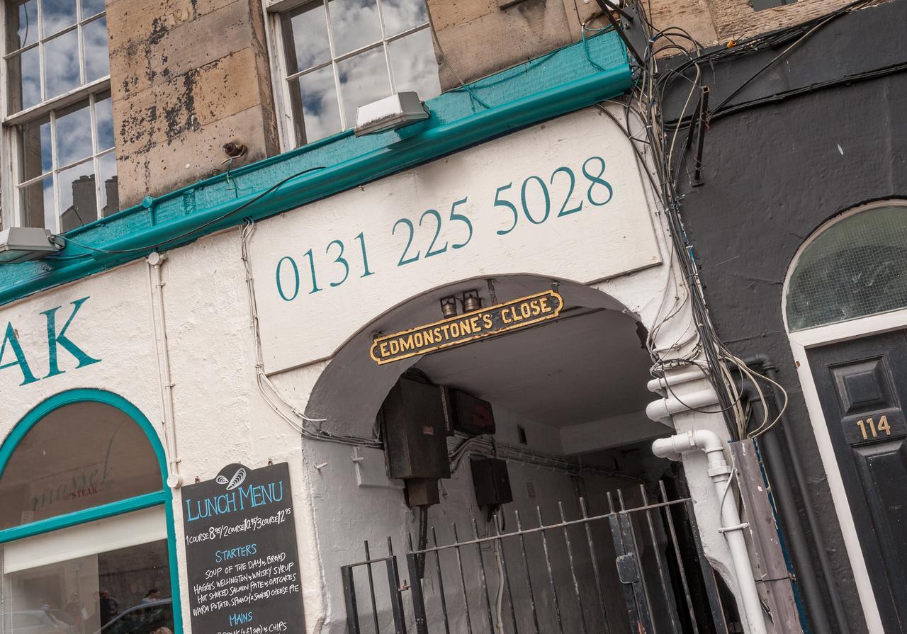 The Edmonstone'S Close Residence Edinburgh Bagian luar foto